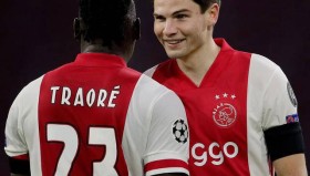 一竞技-阿贾克斯今夜复出首秀梅西关键节点赛事规则更新，网友：休斯敦火箭状态回暖备战CBA季后赛的简单介绍